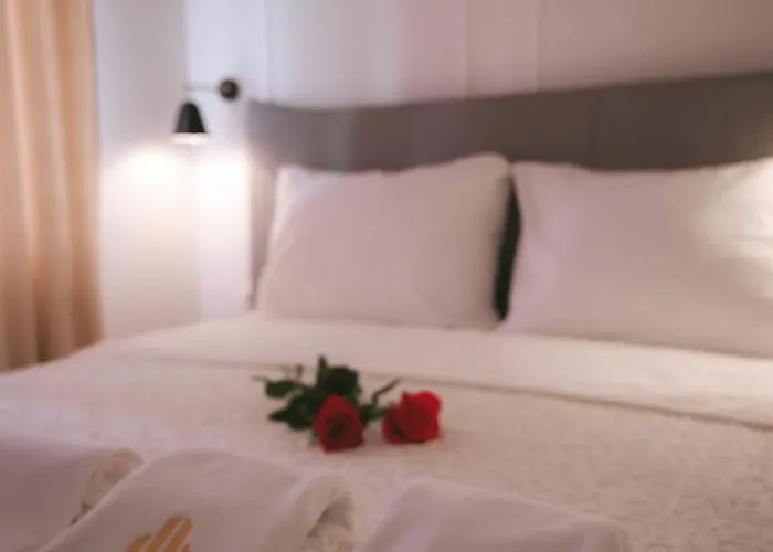 Luxury Jacuzzi Apartman *